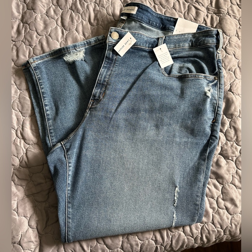 Lane Bryant NWT Light Wash Distressed Jeans